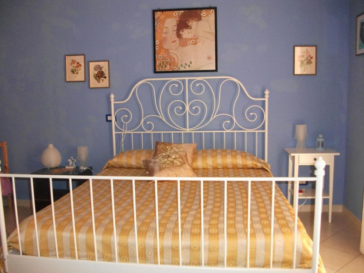 B&B Miroca Сант-Алессио-Сикуло Экстерьер фото
