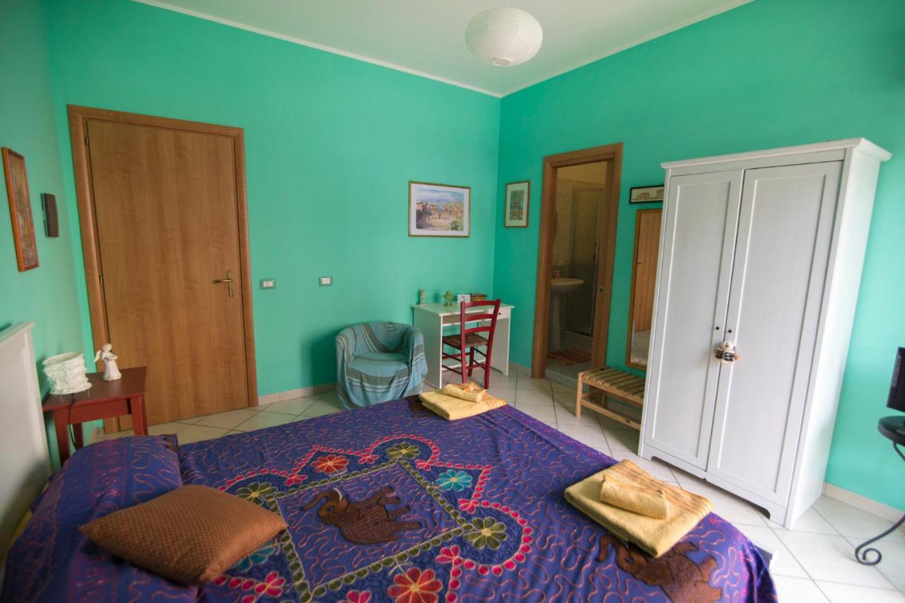 B&B Miroca Сант-Алессио-Сикуло Экстерьер фото